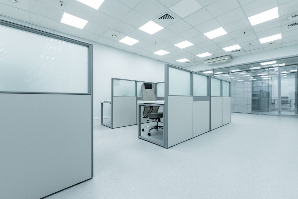 Перегородка со встроенным блоком розеток, общий вид — Группа компаний CSoft