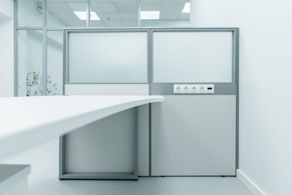 Угловой модуль перегородки рабочего места, общий вид — Группа компаний CSoft