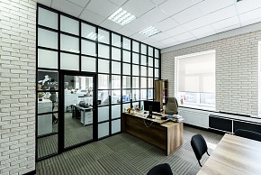 Лофт-перегородки: перегородка в офисе общий вид