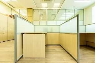 Мобильные перегородки: в переговорной комнате