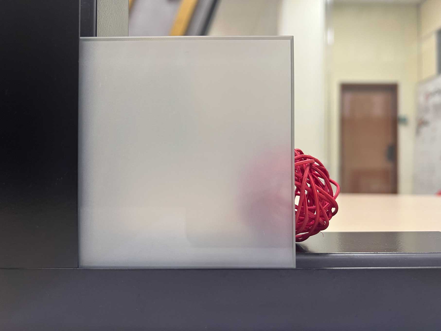 Стеклянная панель сатинат