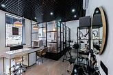 Офисная перегородка loft на облегченном профиле: общий вид в переговорной, стеклянные секции