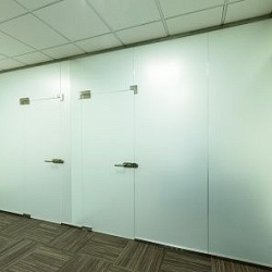 Перегородки из матового стекла для офиса