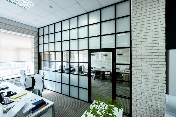 Перегородки в стиле лофт для компании FAVOURITE