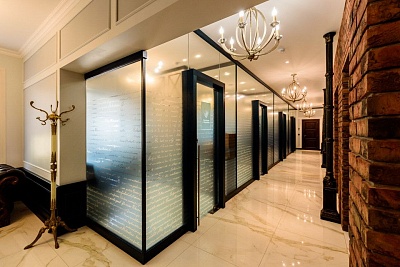 Офисные перегородки в проекте PS Аналитика — рабочая зона